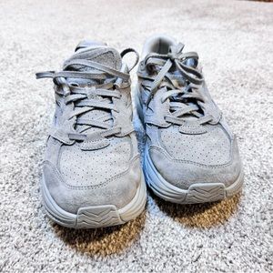 HOKA Clifton L suede sneaker - Limestone